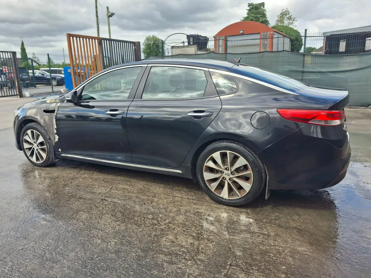 2017 Kia Optima  Platinum  1.7 Diesel - Image 4