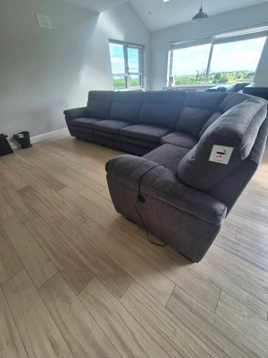 Valentino EZ Living Sofa - Image 2