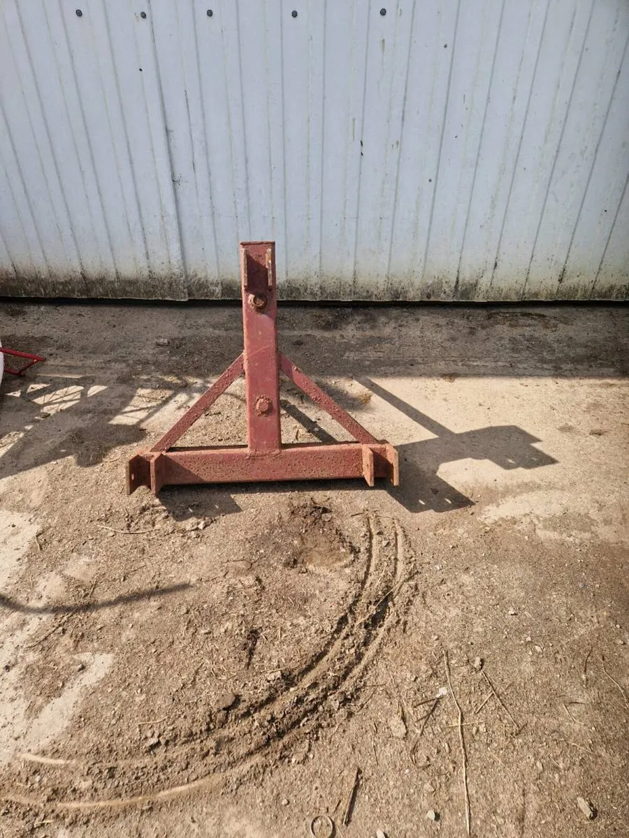 Bale spike - Image 2