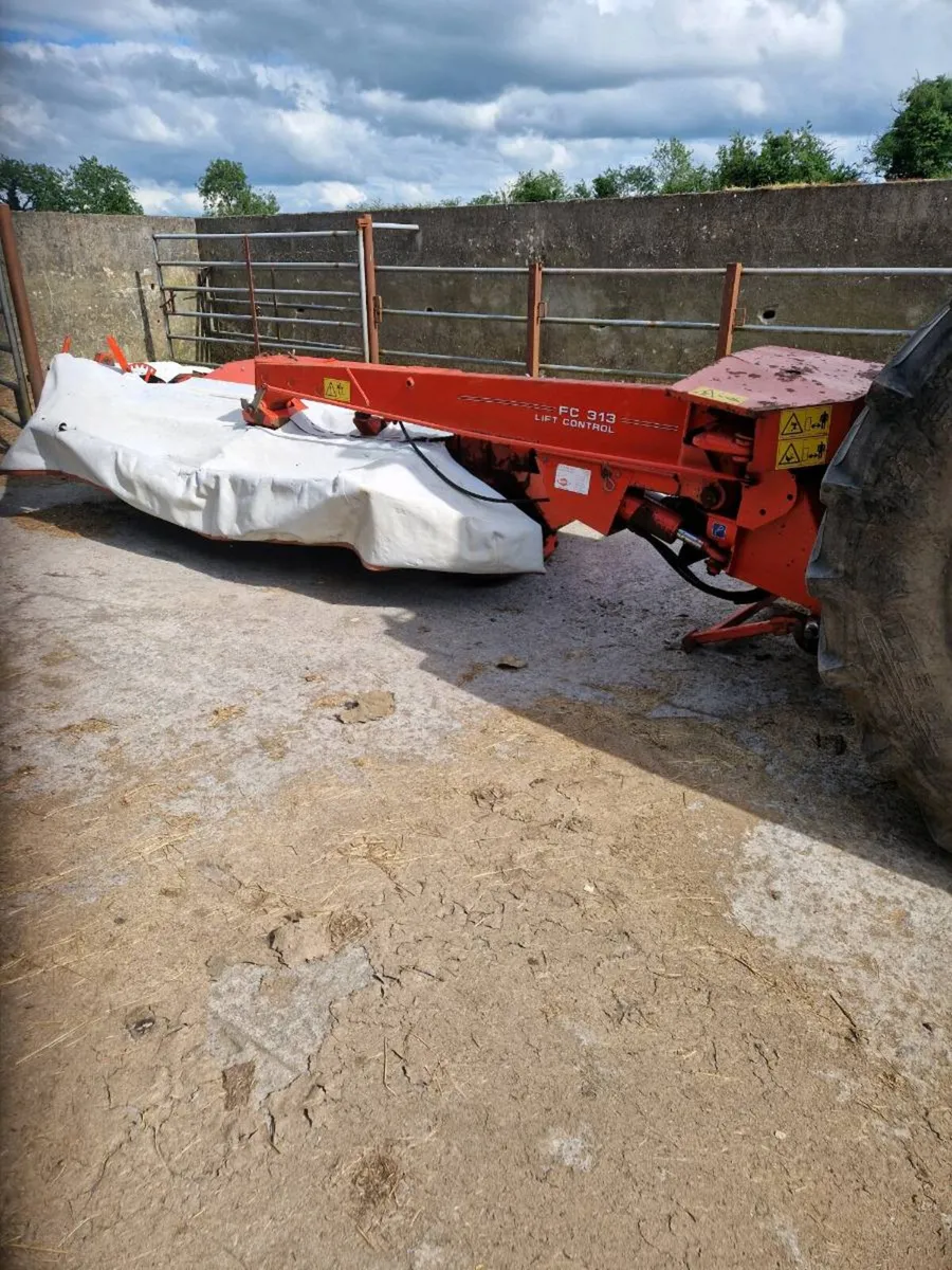 Kuhn 10 foot mower - Image 3