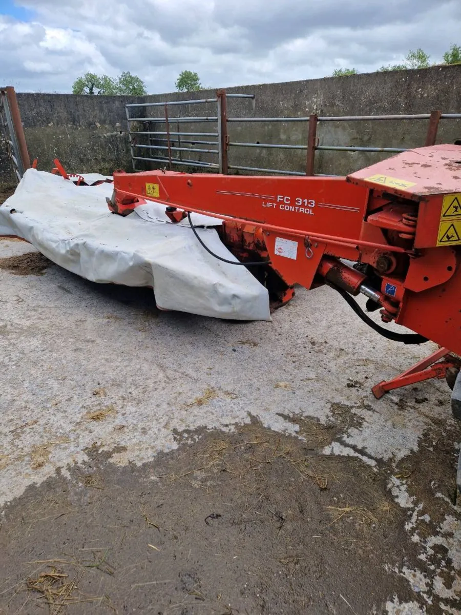 Kuhn 10 foot mower - Image 1