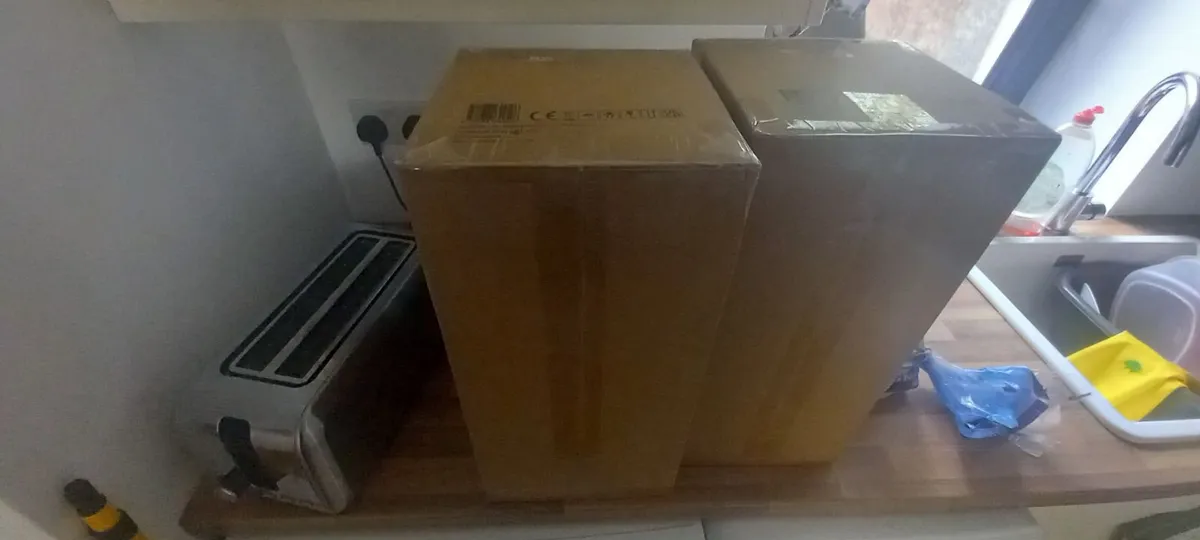 Mini fridge,Microwave+2Toaster - Read Description - Image 2