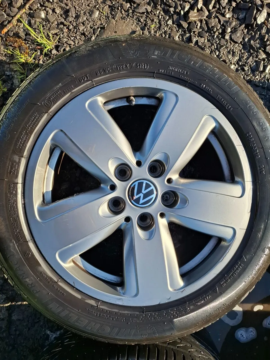 16" Vw Alloys with tyres - Image 1