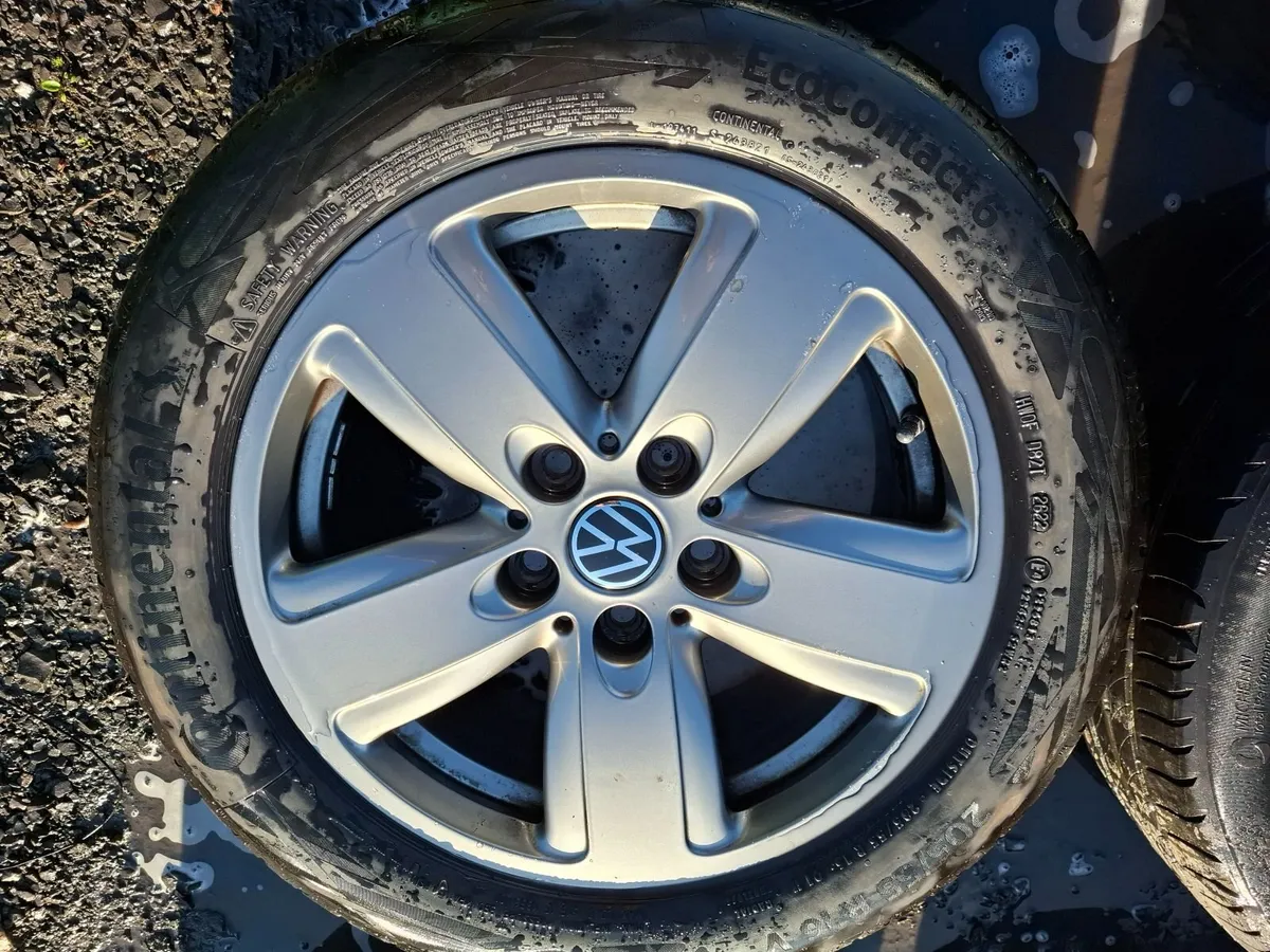16" Vw Alloys with tyres - Image 3