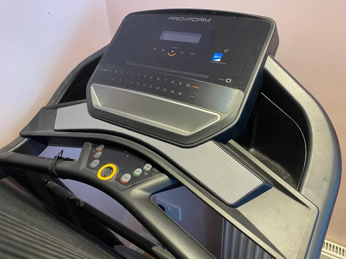 Pro Form Sport TL Treadmill with IFit - Image 4
