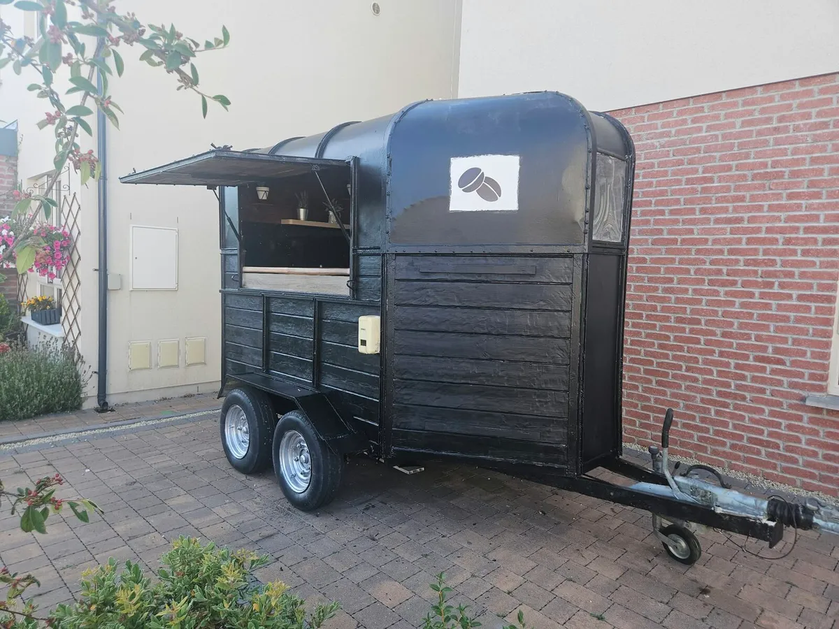 Horsebox Catering Trailer - Image 2