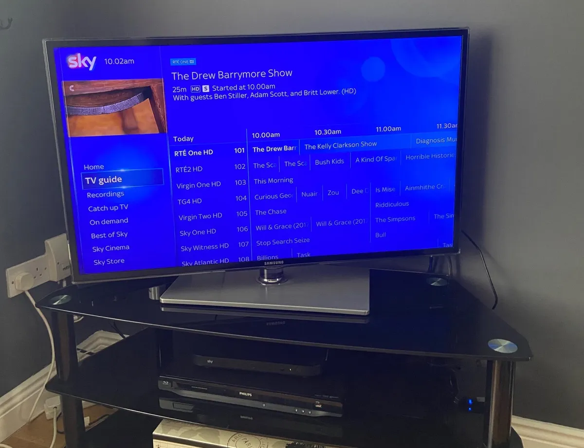 TV and TV Unit - Image 2