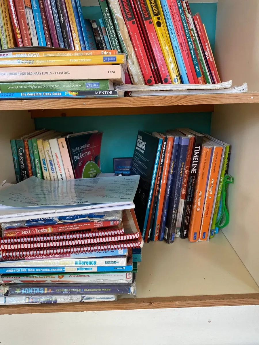 School books - Image 2