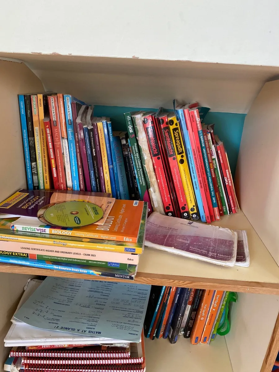 School books - Image 3
