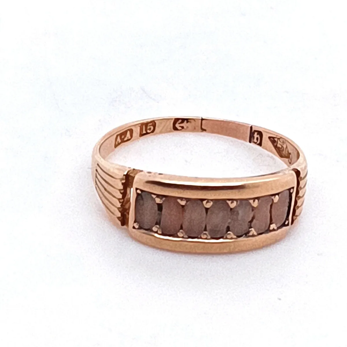 Antique 15k Gold Angel's Breath Coral Ring - Image 1