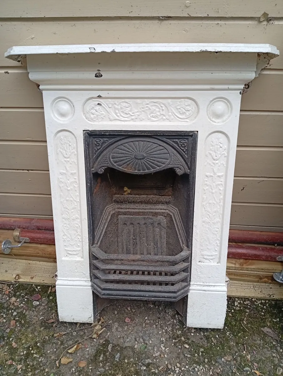 Fireplace - Image 4