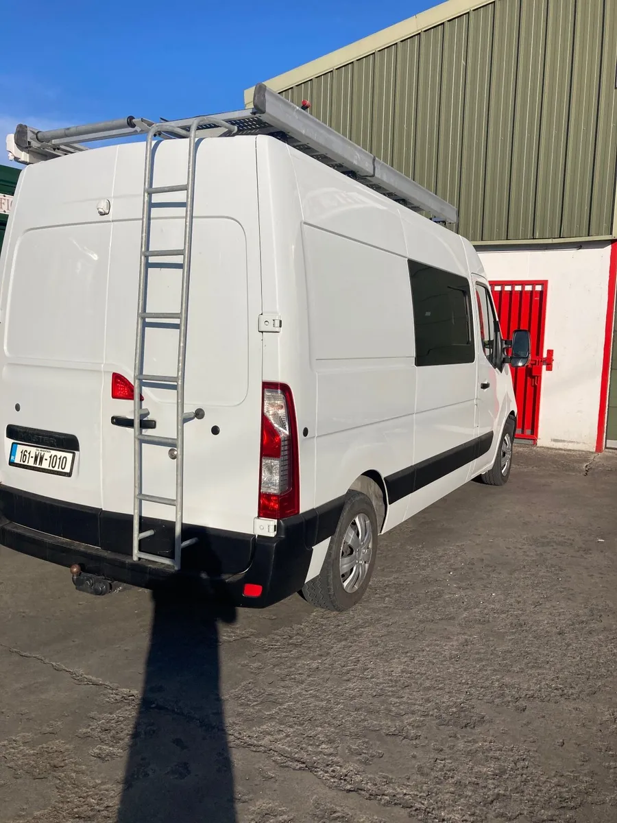 Camper van - Image 3
