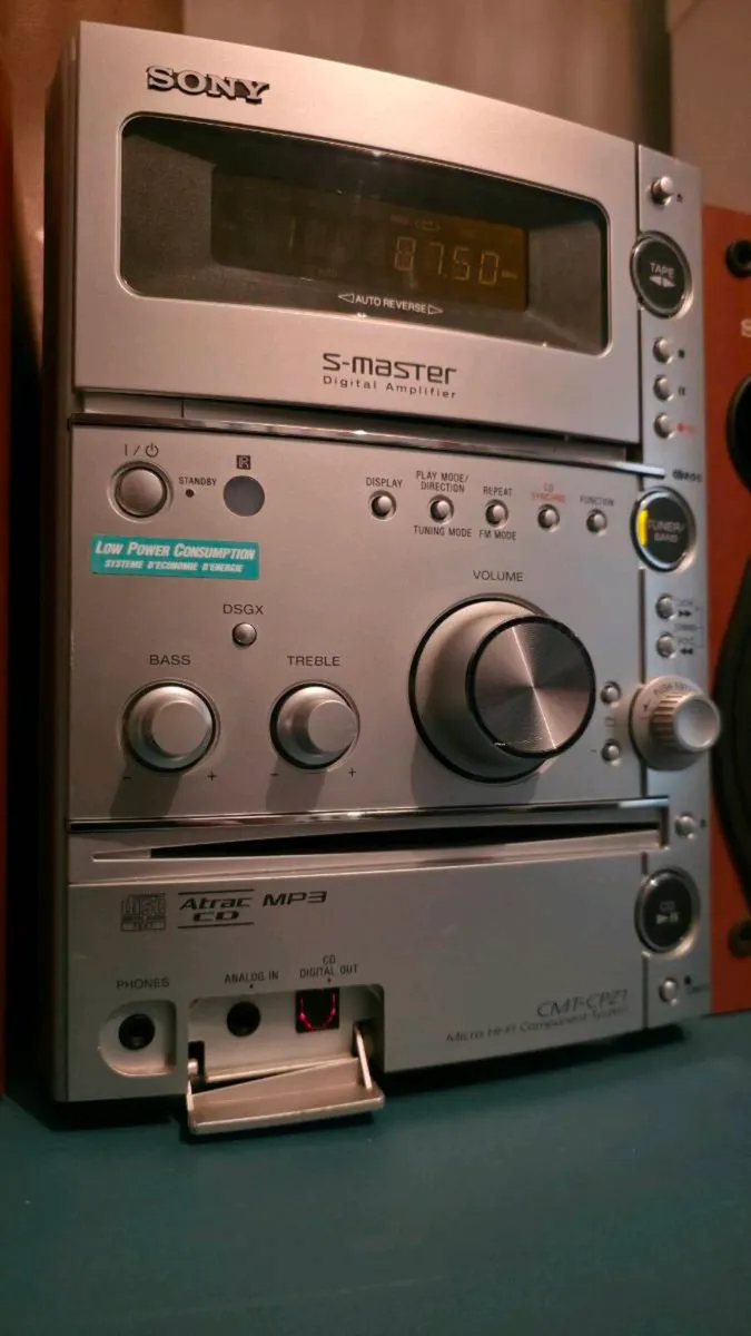 Sony CMT-CPZ1 Retro CD Player and Cassette Player - Image 2