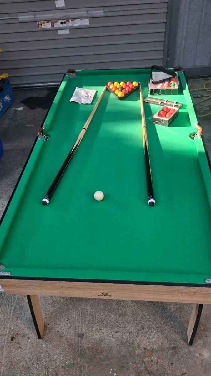 6 foot pool/snooker table, excellent condition - Image 1