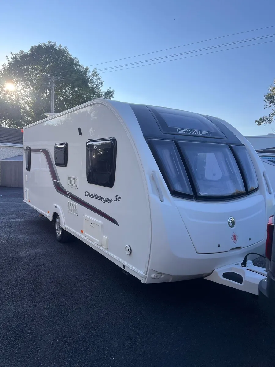 Swift challenger se 4 berth fixed bed end washroom - Image 3