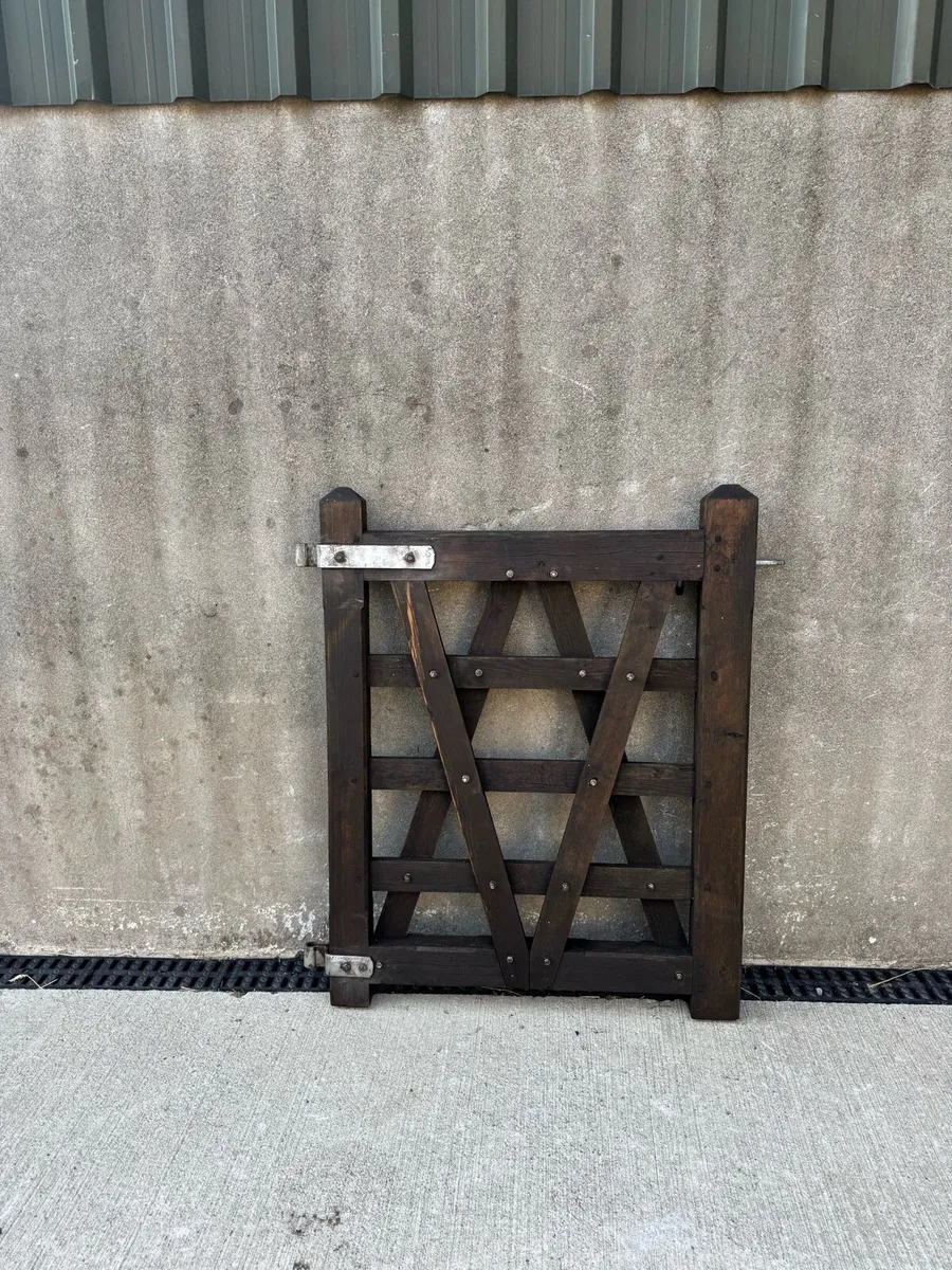 Timber garden fence - Image 2