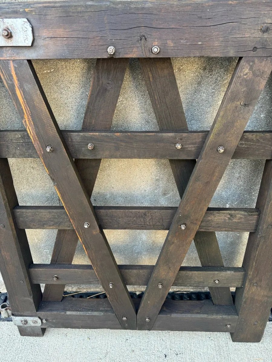 Timber garden fence - Image 3