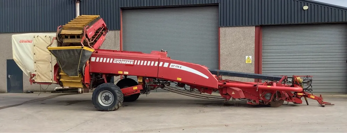 Grimmie Potatoe Harvester - Image 1