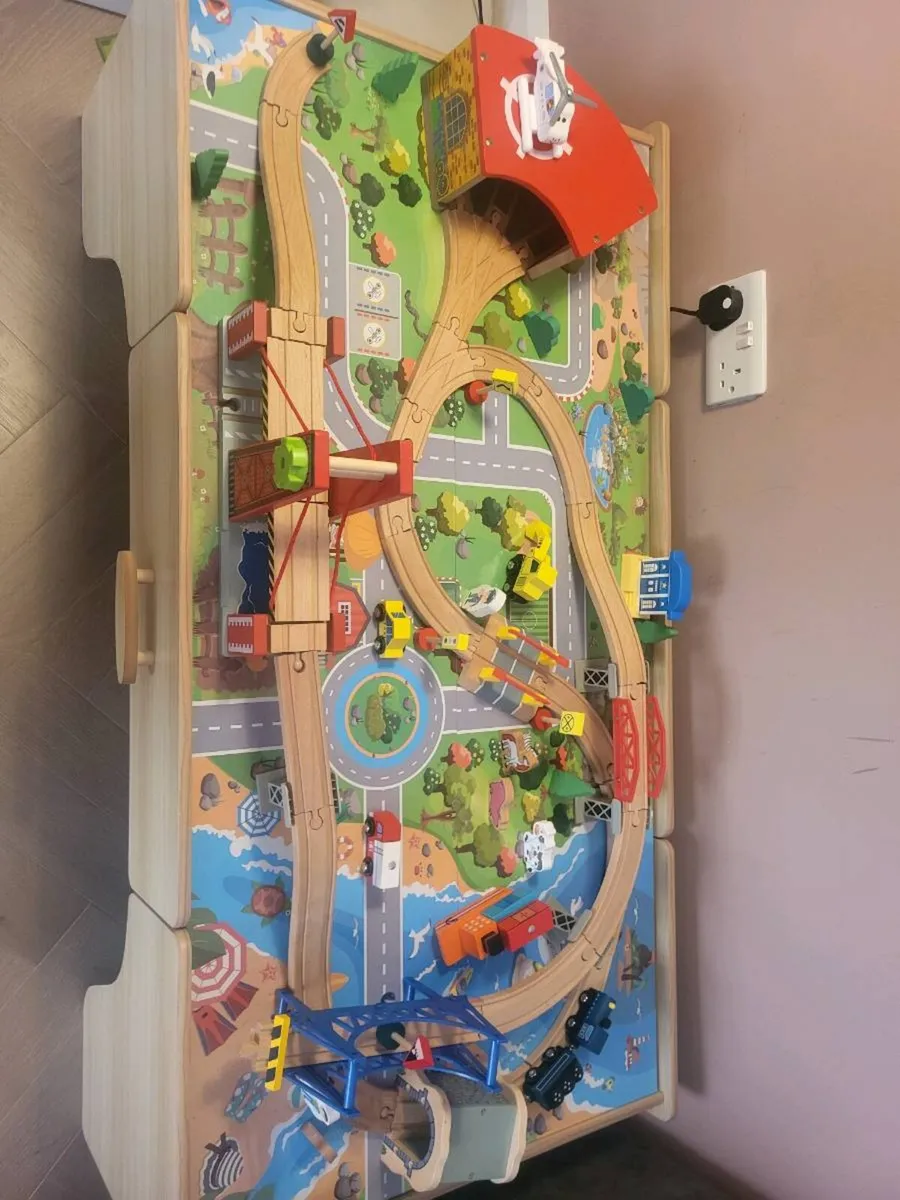 Wooden train set - Image 3
