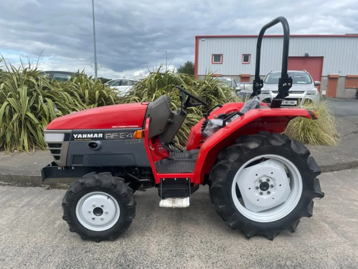 COMPACT TRACTOR YANMAR AF-24(24Hp) - Image 1