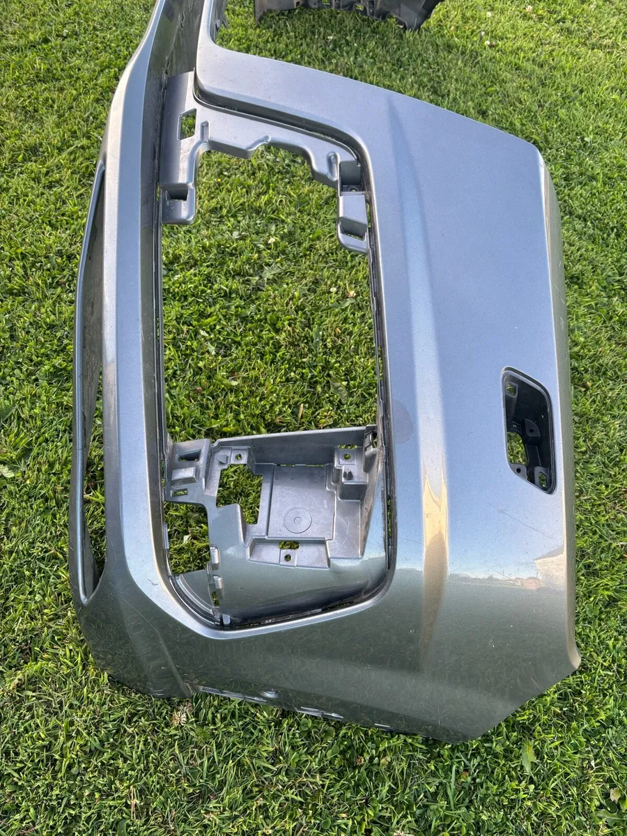2017 Audi Q7 Front Bumper - Image 4
