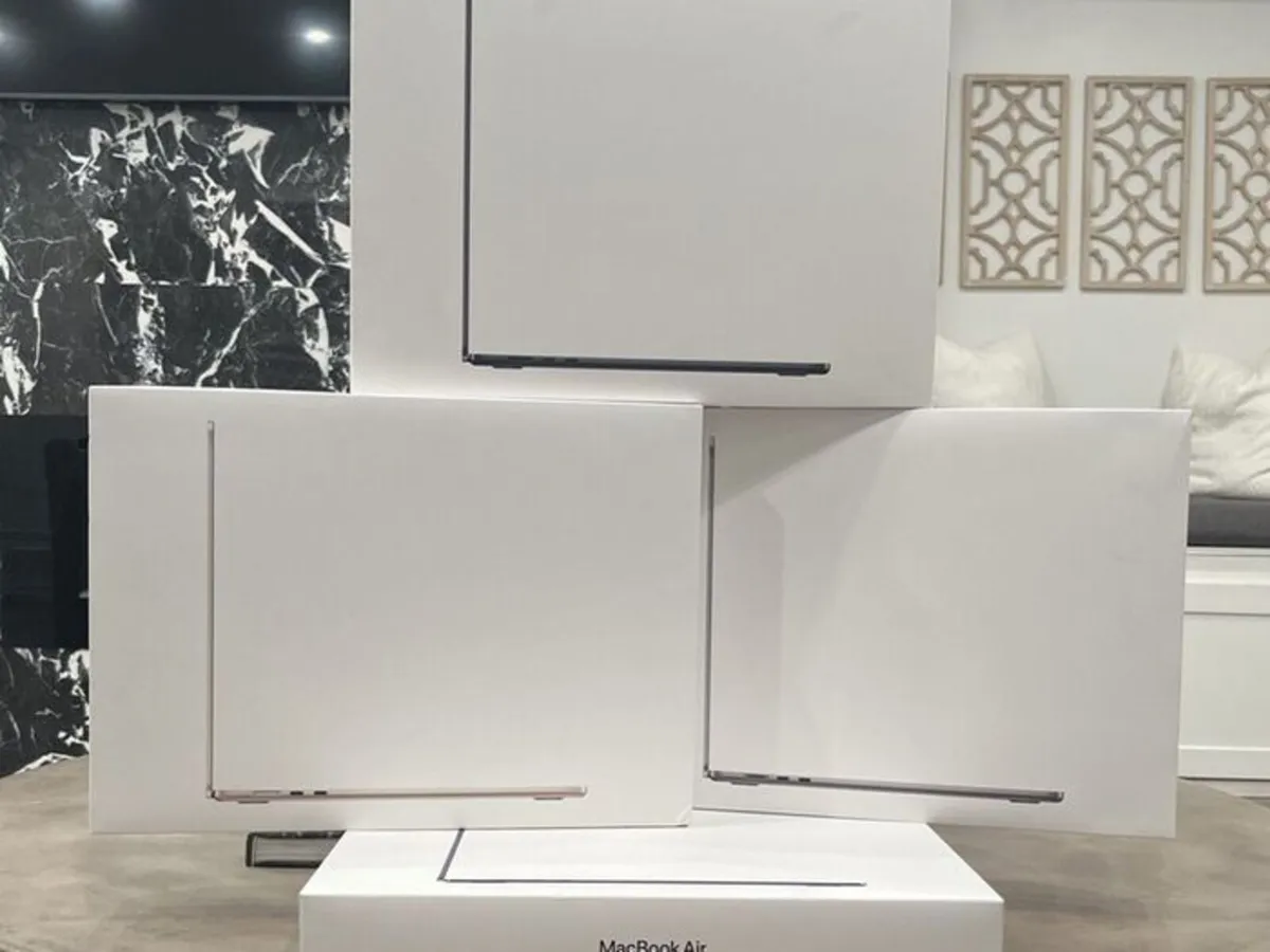 Macbook Air M5 - 15" - 16GB - 512GB - New Sealed