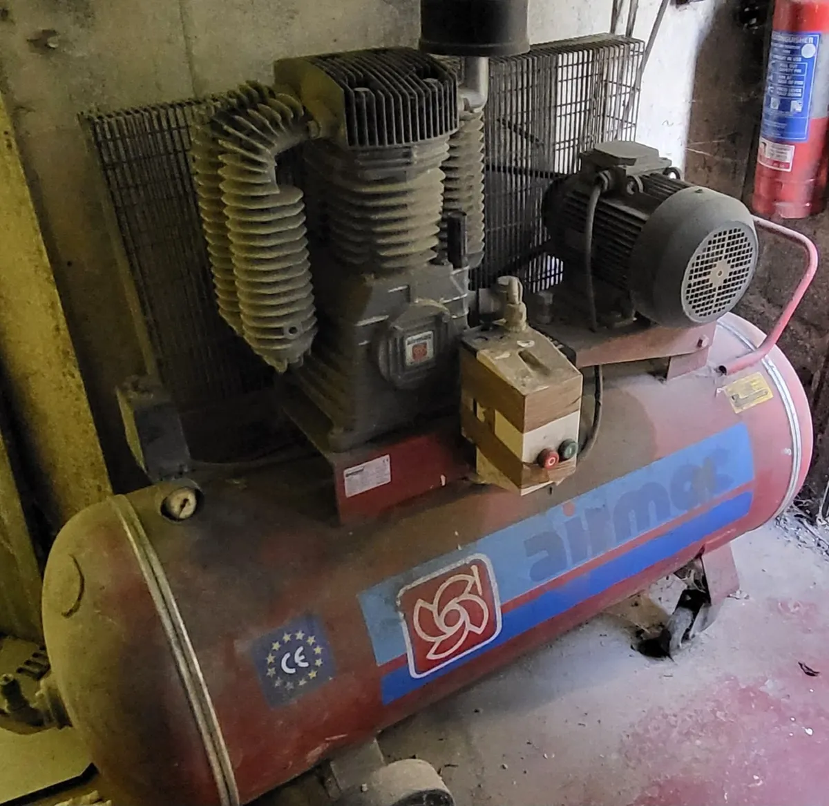 Air Compressor - Image 2