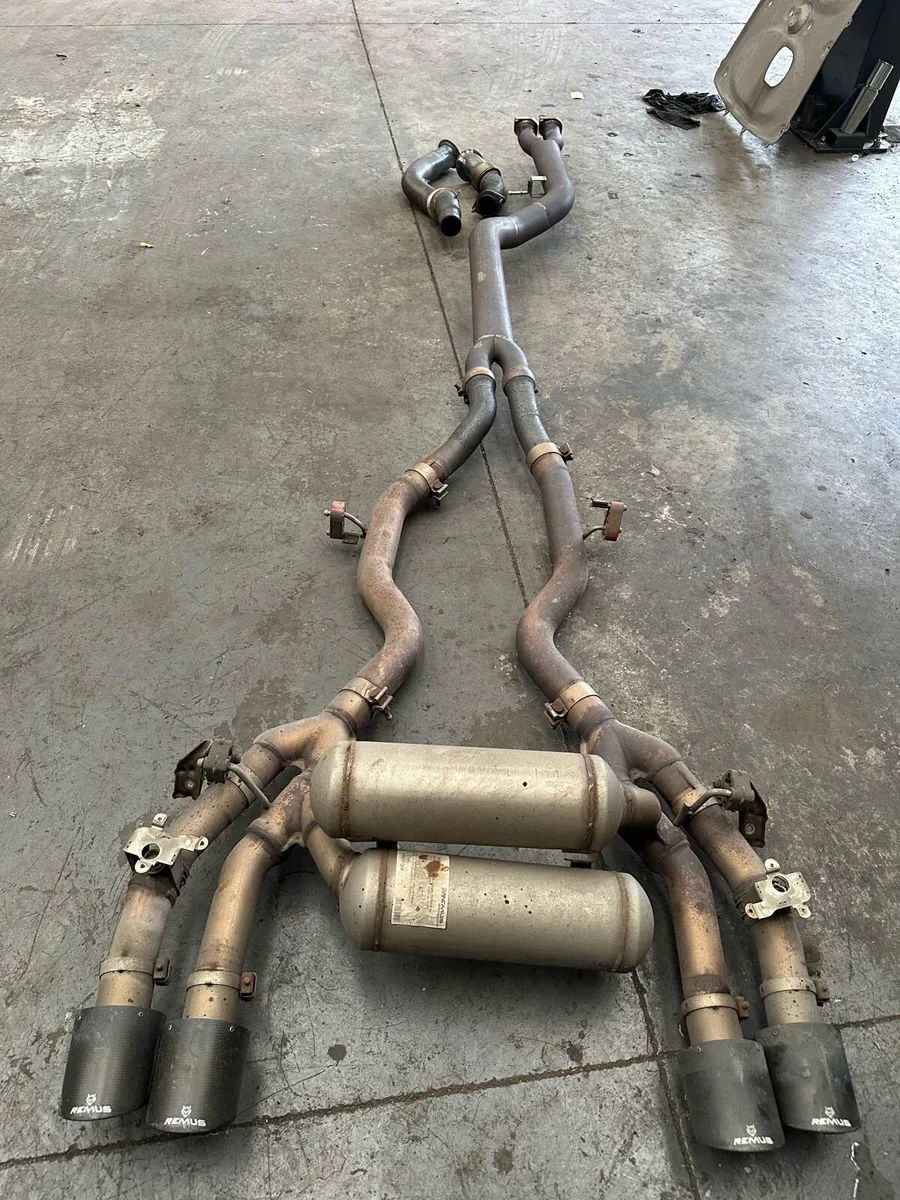BMW Exhaust/ Suspension / Trim / Light Module - Image 1