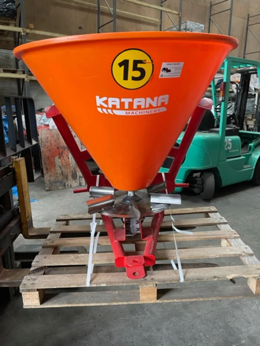 KATANA FERTILISER SPREDER 200L - Image 1
