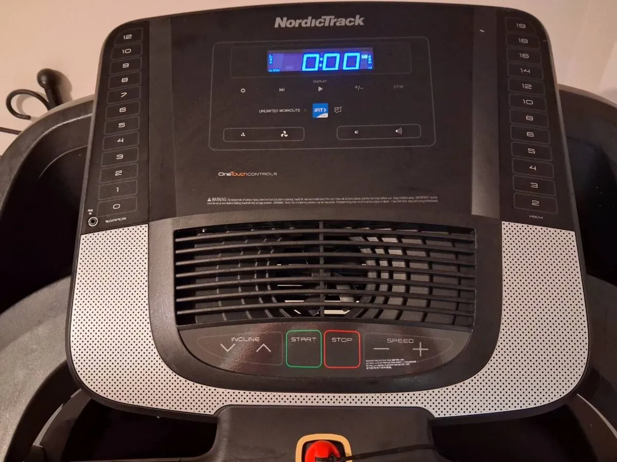 NordicTrack T5.5 S Treadmill - Image 4