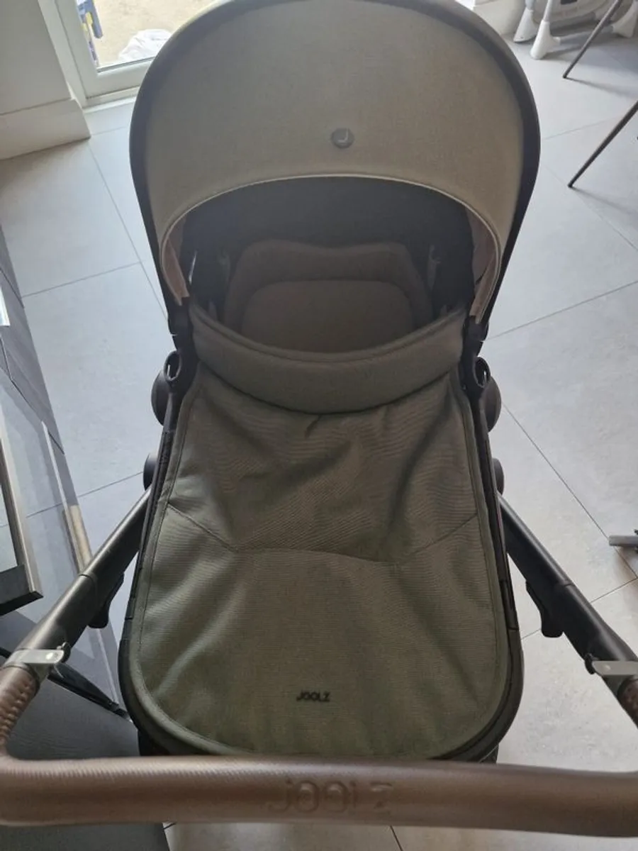 Joolz Day  Travel System in Magnificent Green - Image 3