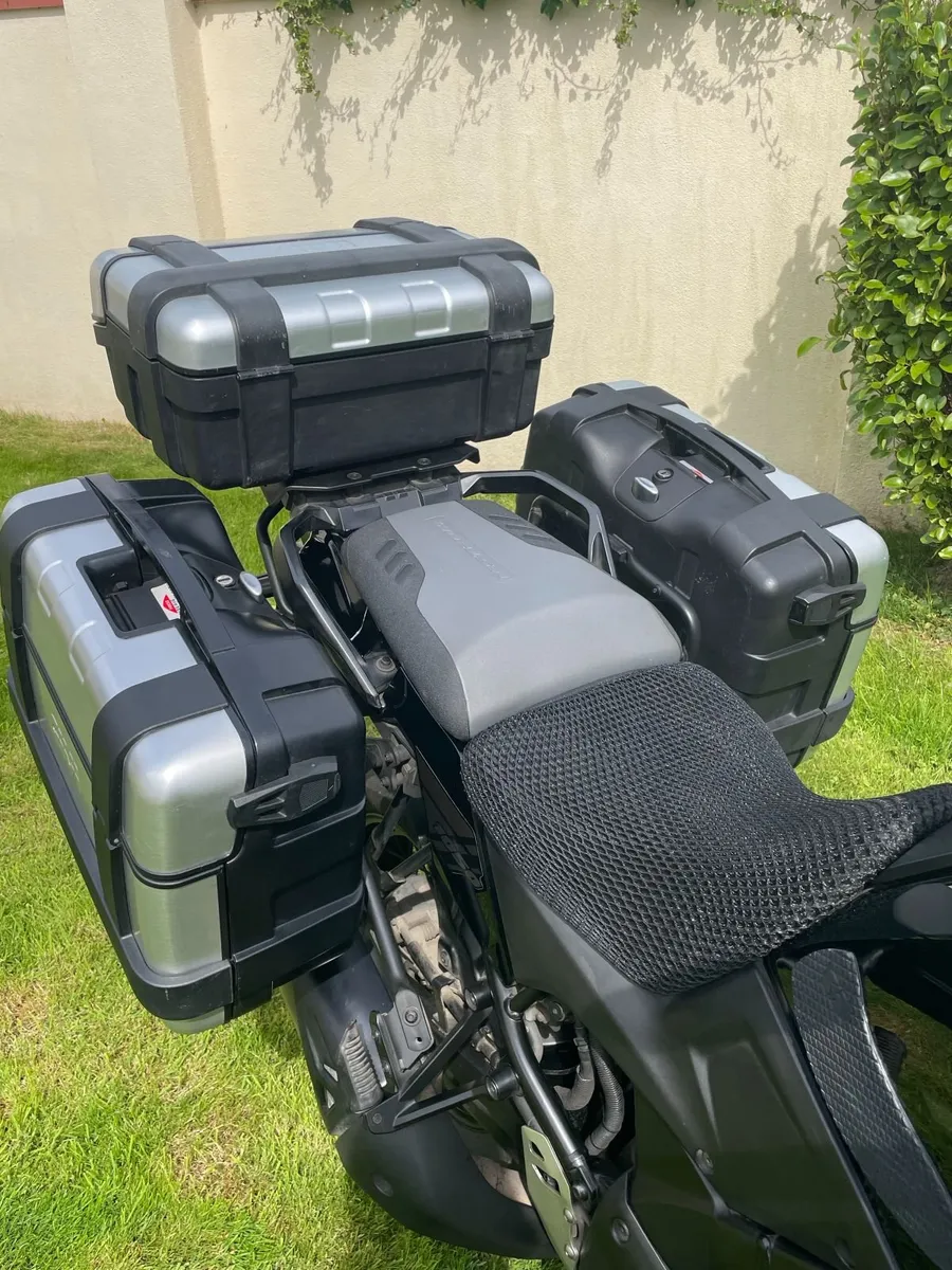 Suzuki vStrom 1050XT 2020 - Image 3