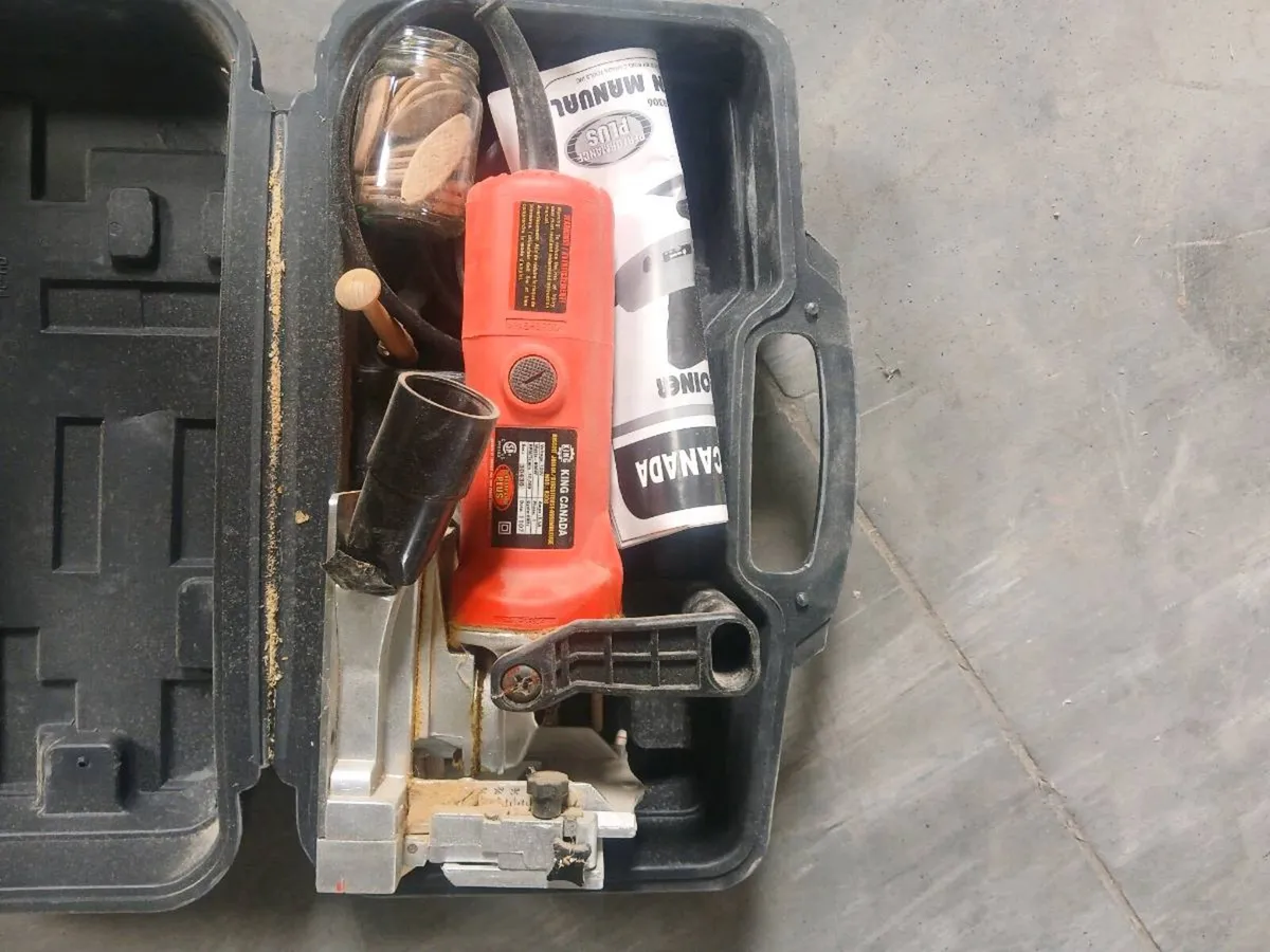 Biscit jointer