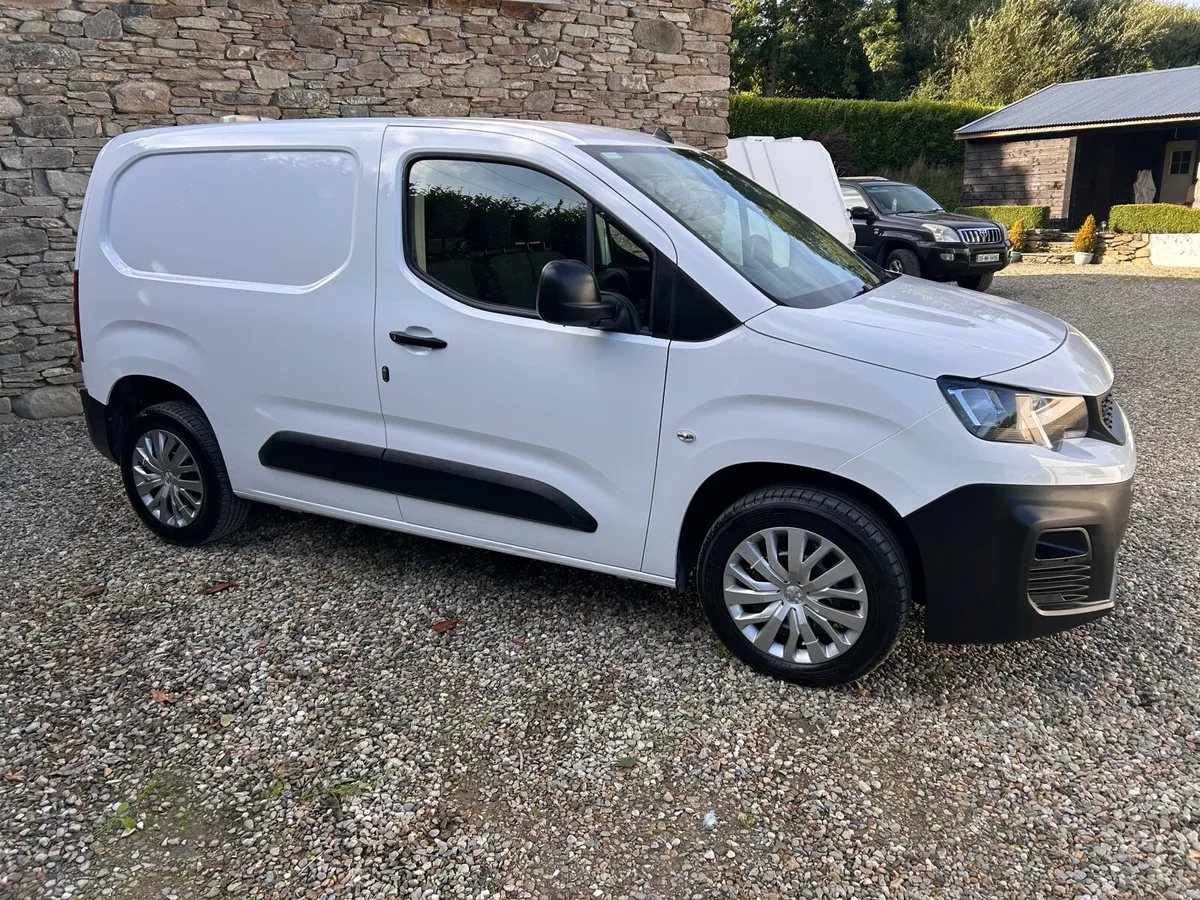 211 Peugeot Partner - Image 2