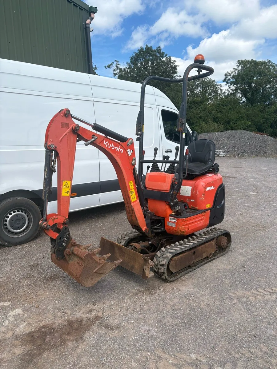 Kubota k008-3 - Image 1
