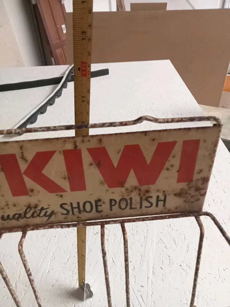 Old kiwi shoe polish stand - Image 2