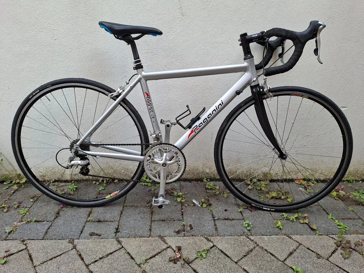 PAGANINI.  The bike is like new. - Image 1