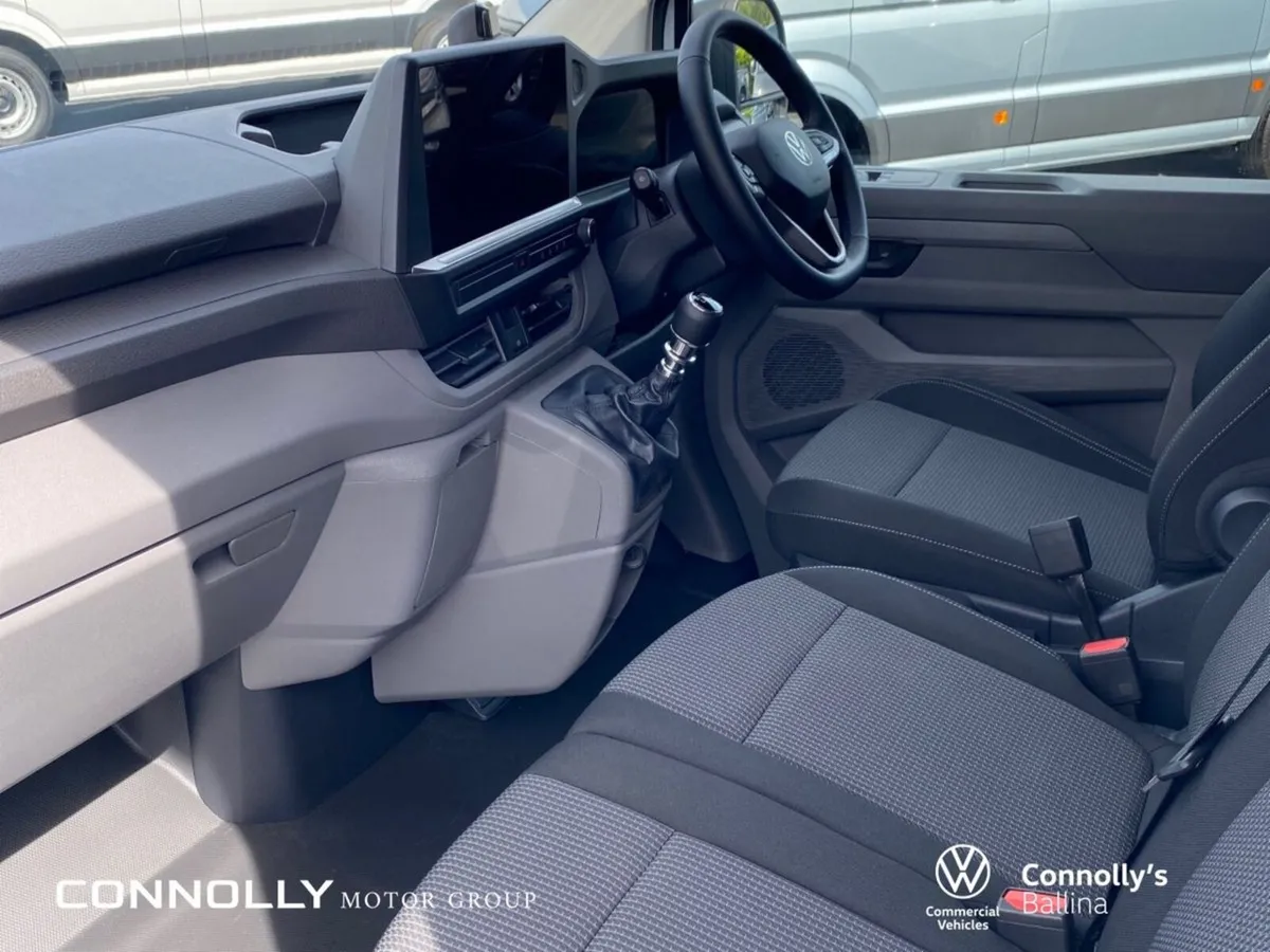 Volkswagen Transporter Trendline 28 LWB 2.0TDi 110 - Image 4