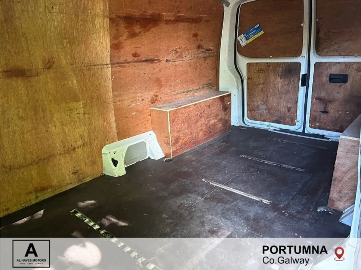 Volkswagen Transporter LWB 2.0TDI 102BHP *PRICE + - Image 4