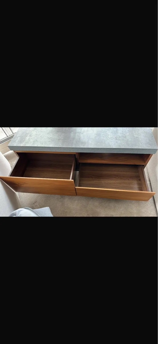 Tv stand - Image 2