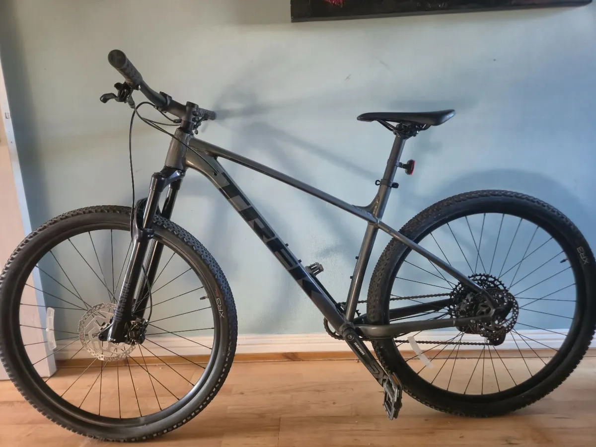 Trek X Caliber 8 Mountain Bike - Image 1