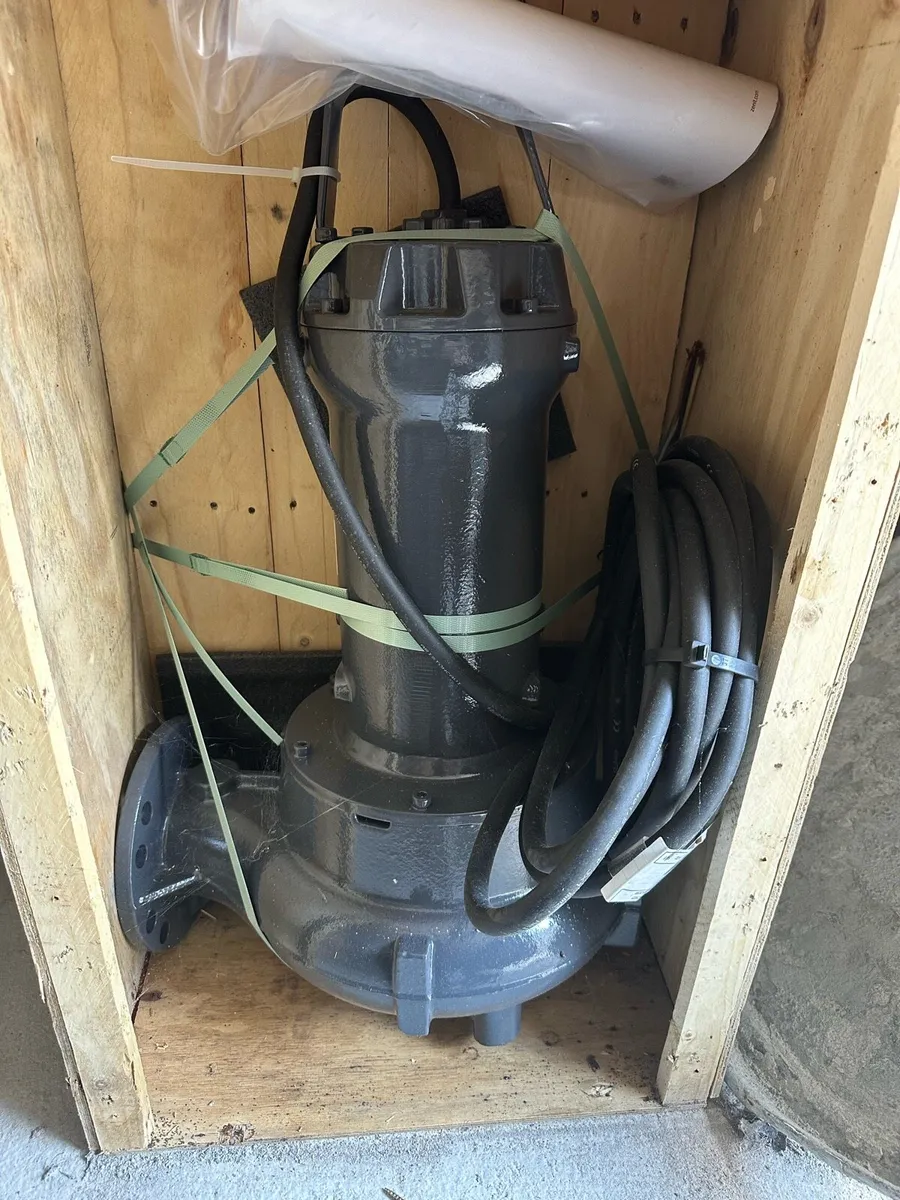 Zenit dirty water pump - Image 1