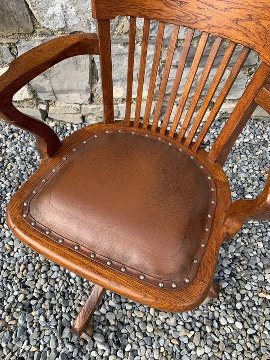Edwardian Oak Swivel Office Chair. - Image 2