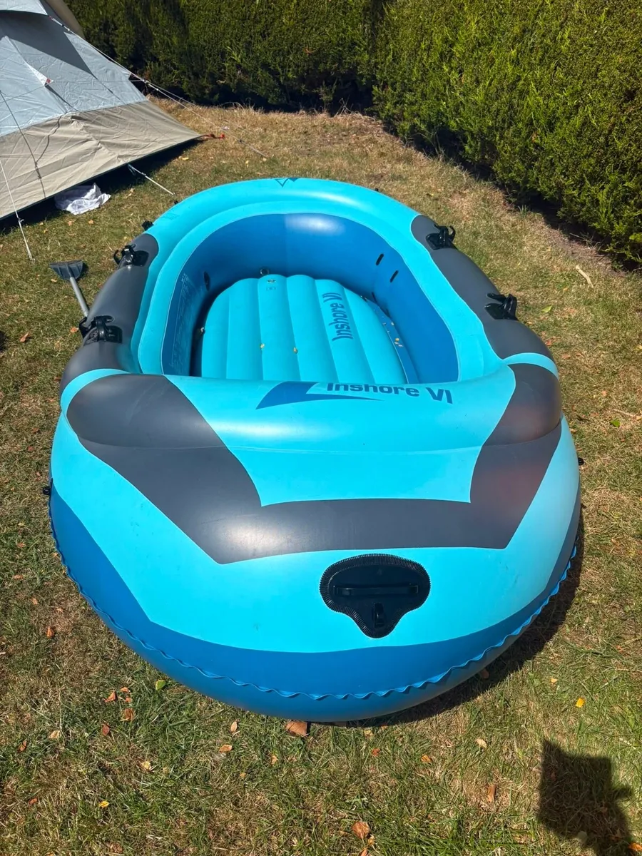 Inflatable boat / dinghy - Image 1