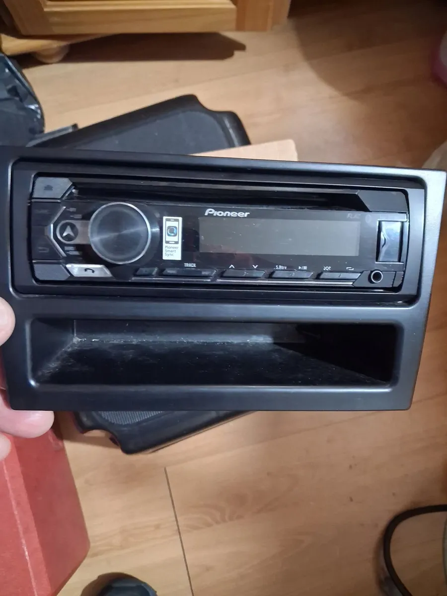 Pioneer cd player. - Image 1