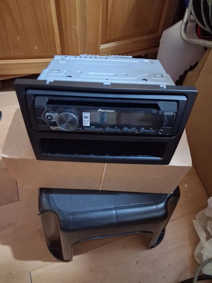 Pioneer cd player. - Image 2
