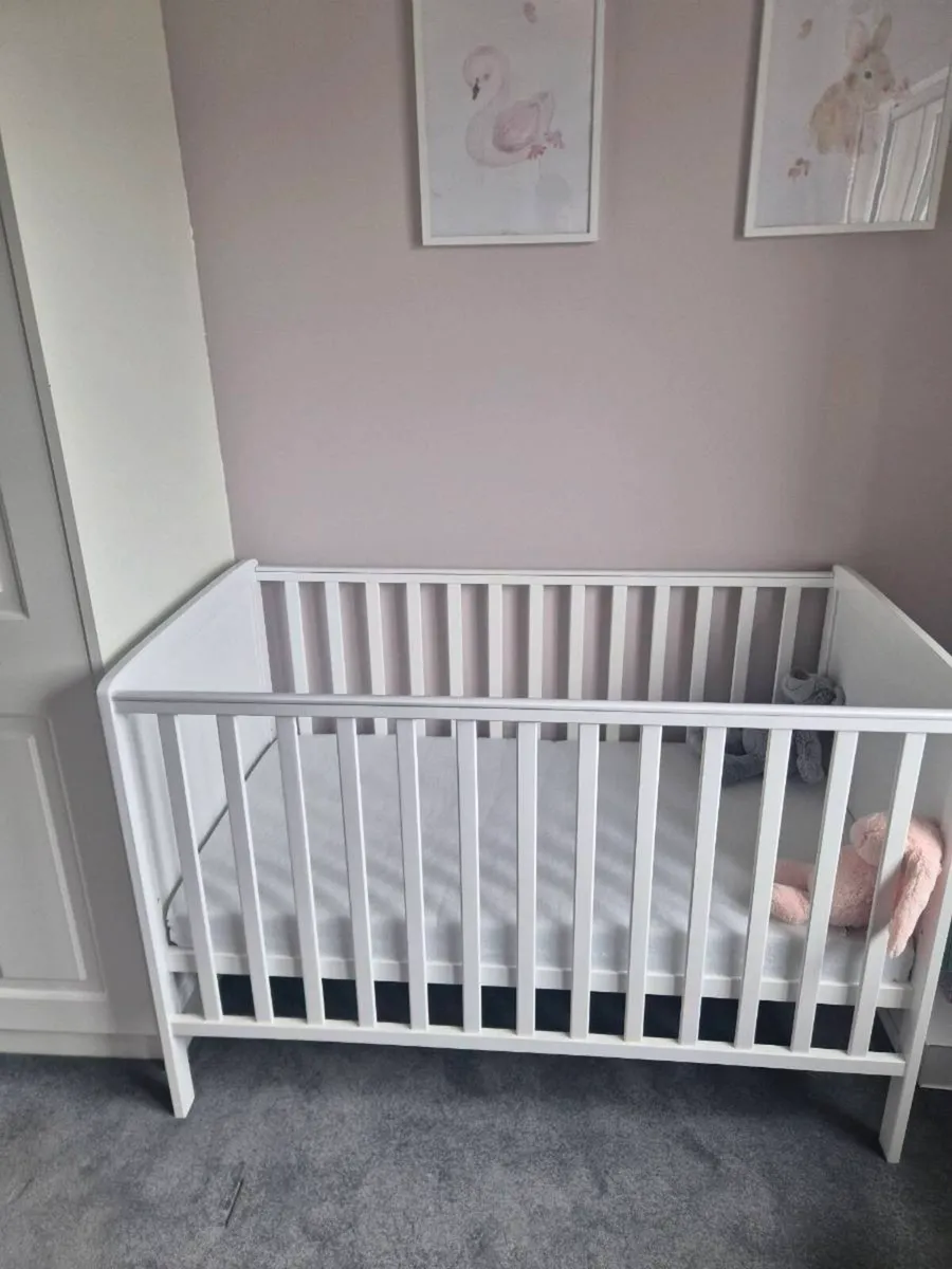 Baby Cot - Image 1