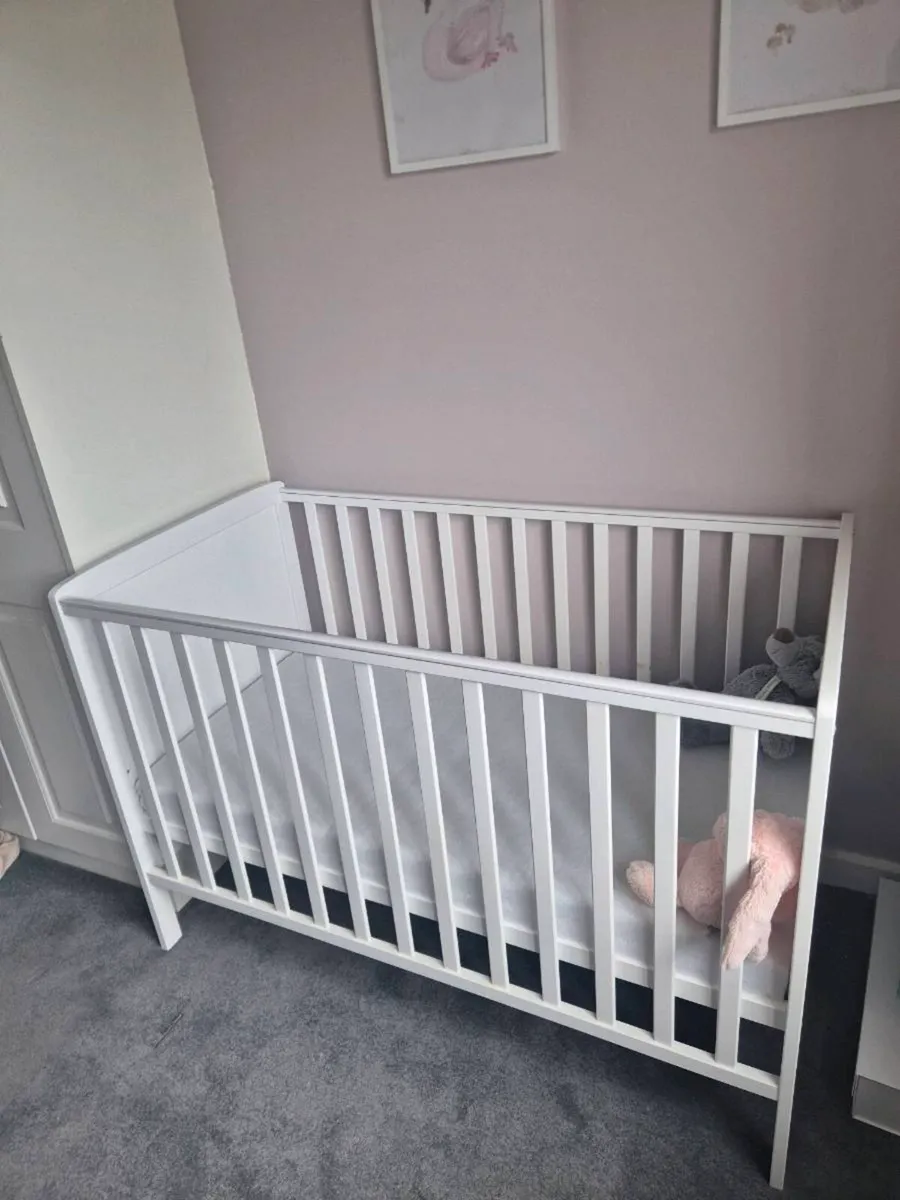 Baby Cot - Image 3