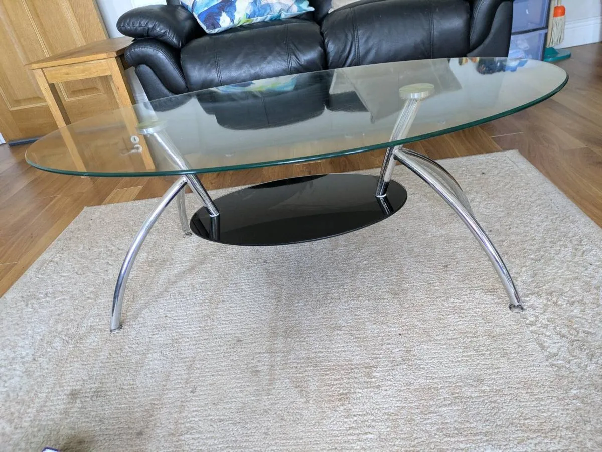 Glass TV unit with matching coffee table - Image 4