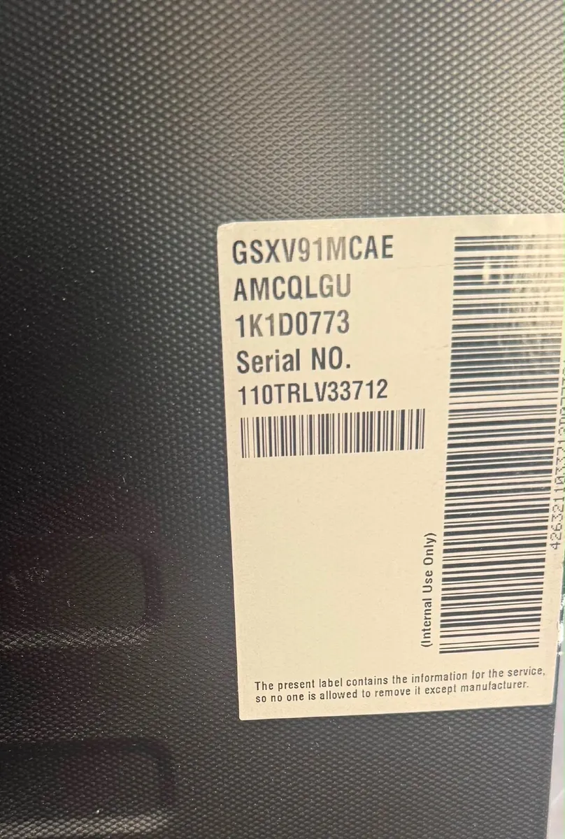 LG Instaview Fridge Freezer - Image 4